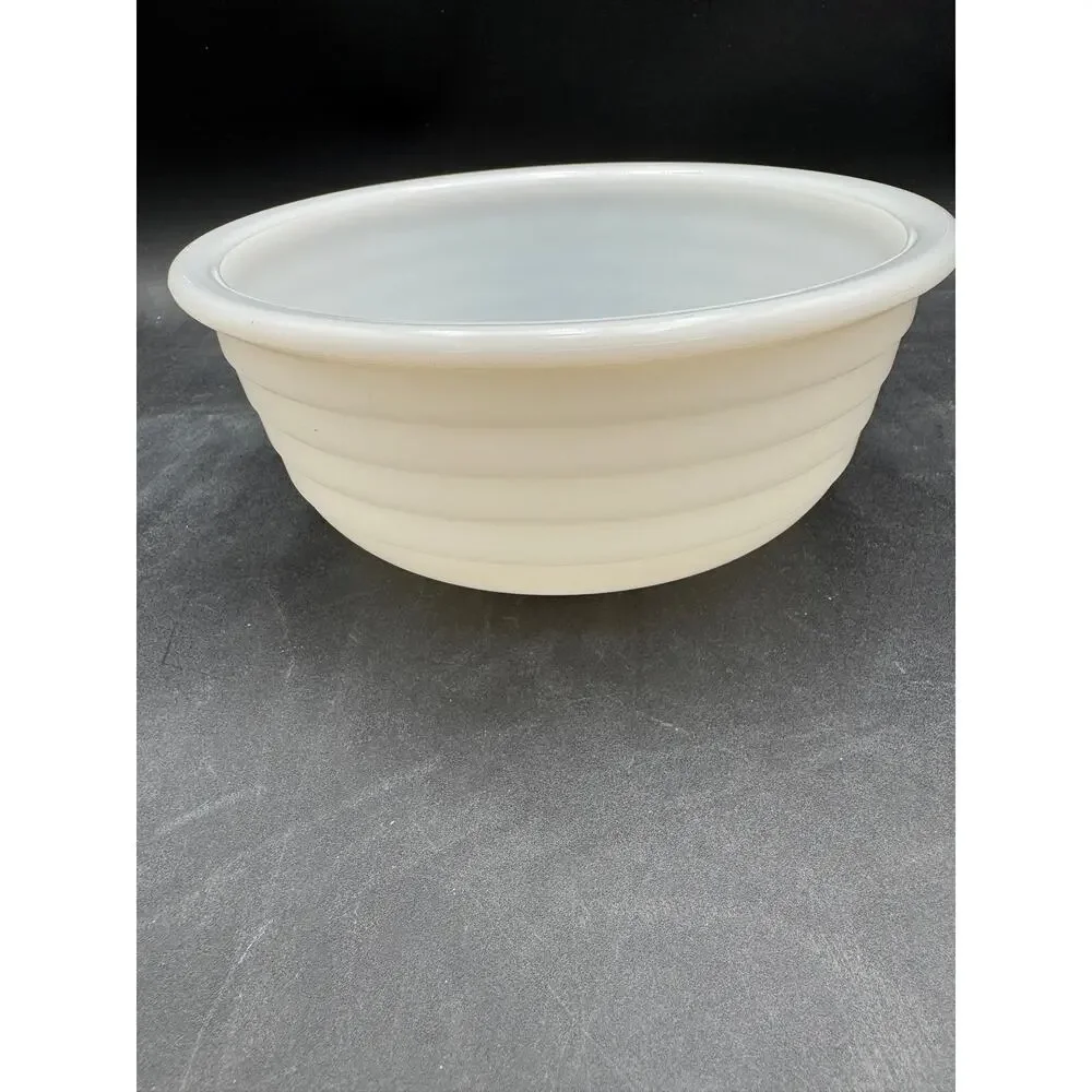 Vintage Milk Glass Ribbed Mixing Bowl 9 Inch